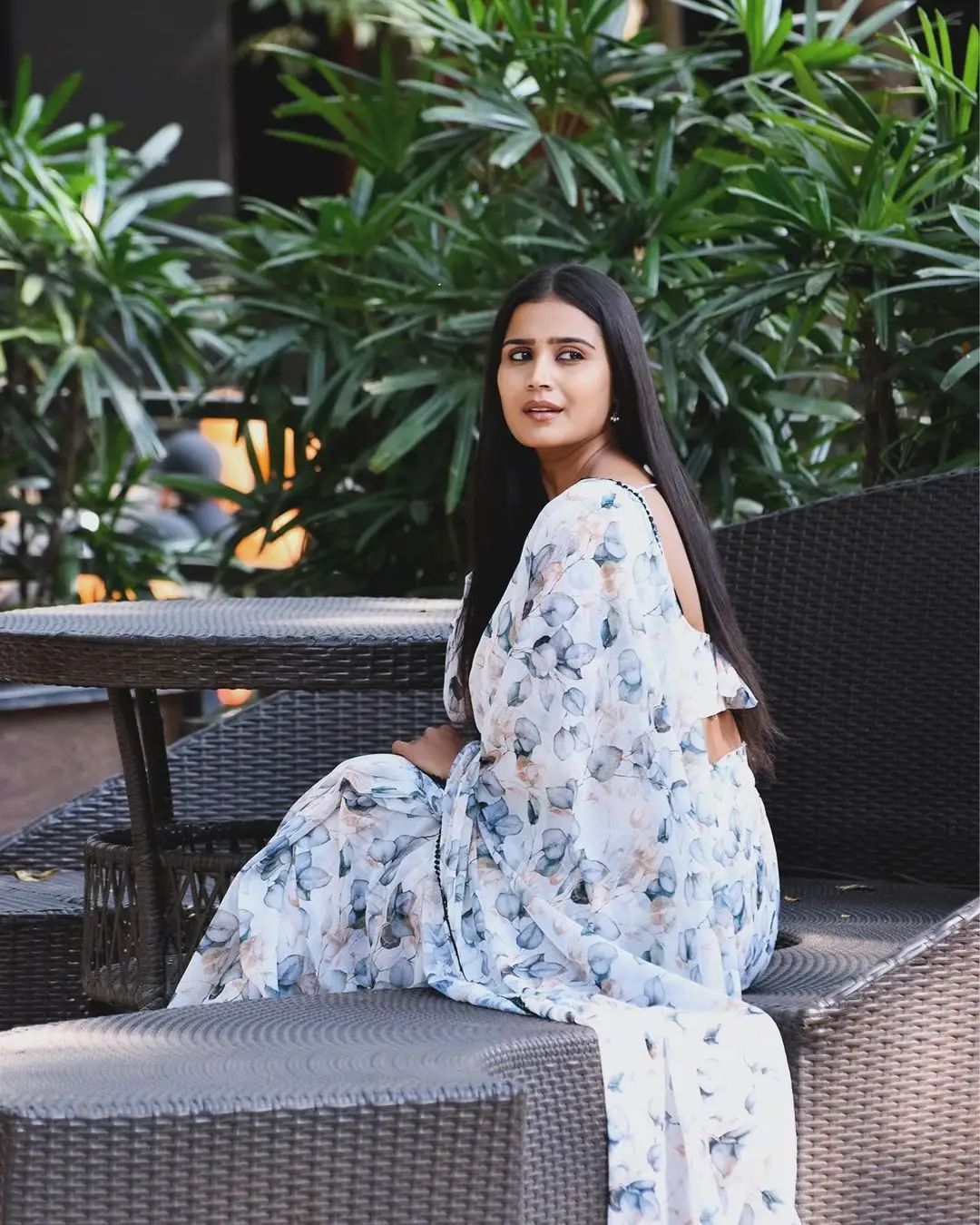 Indian Girl Kavya Shree In Traditional White Saree Blouse